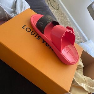Louis Vuitton slide